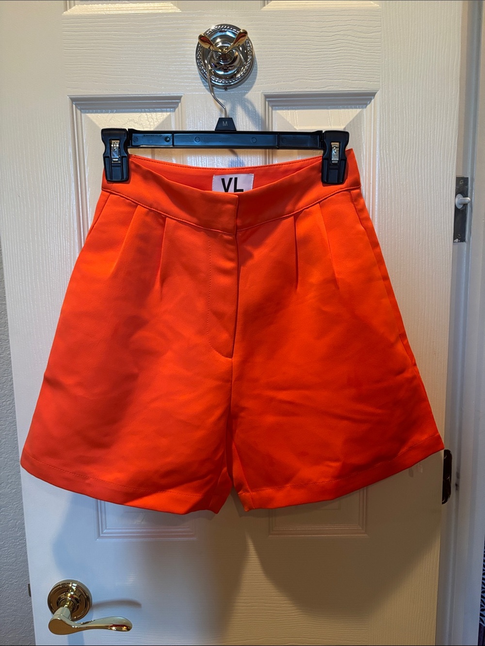 NWT VL by Virgos Lounge High Waisted Pleated Shorts Orange size US 4 UK 8